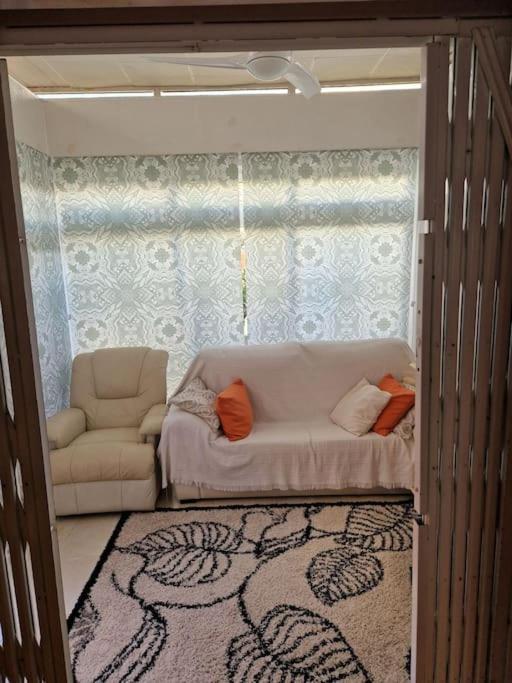 Magnifico Chalet Adosado En Torrevieja, Alicante. Luaran gambar