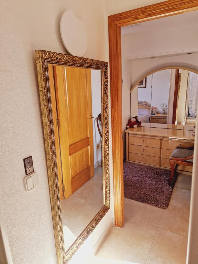 Magnifico Chalet Adosado En Torrevieja, Alicante. Luaran gambar