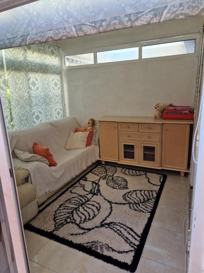 Magnifico Chalet Adosado En Torrevieja, Alicante. Luaran gambar